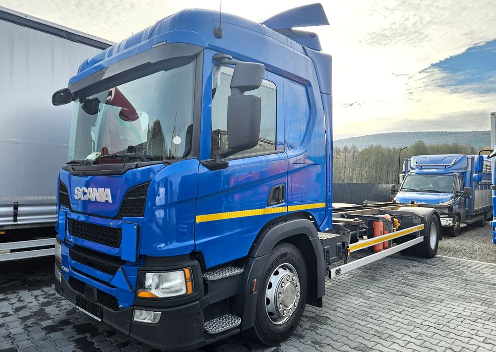 Scania P360 / P410 / BDF / RAMA / FIRANKA / PEŁNA SYPIALKA / WINDA / E6 / CAŁA NA PODUSZKACH / ROZSTAW OSI 5.5M / LAWETA / DO ŻYWCA / DO BYDŁA / DO ZABUDOWY / SPROWADZONA - الشاسيه شاحنة: صور 1 Scania P360 / P410 / BDF / RAMA / FIRANKA / PEŁNA SYPIALKA / WINDA / E6 / CAŁA NA PODUSZKACH / ROZSTAW OSI 5.5M / LAWETA / DO ŻYWCA / DO BYDŁA / DO ZABUDOWY / SPROWADZONA - الشاسيه شاحنة: صور 1