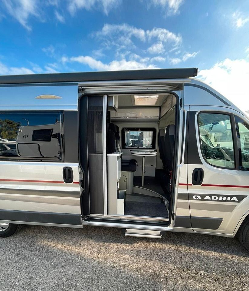 Adria TWIN 600 SPT - منزل متنقل: صور 3 Adria TWIN 600 SPT - منزل متنقل: صور 3