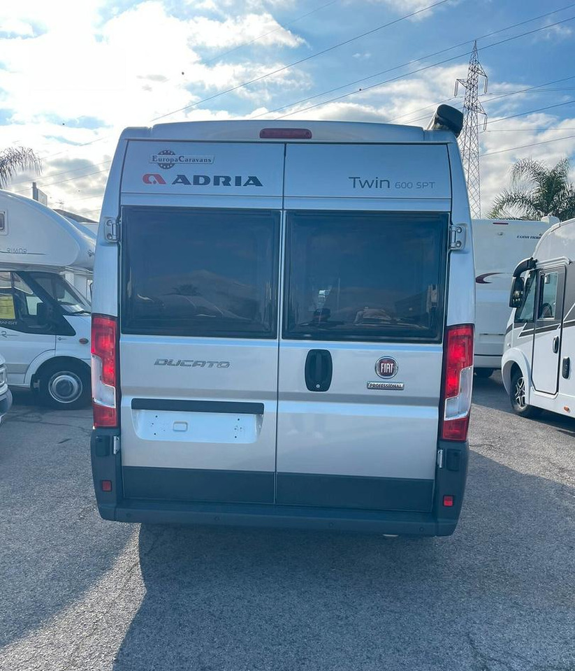 Adria TWIN 600 SPT - منزل متنقل: صور 4 Adria TWIN 600 SPT - منزل متنقل: صور 4