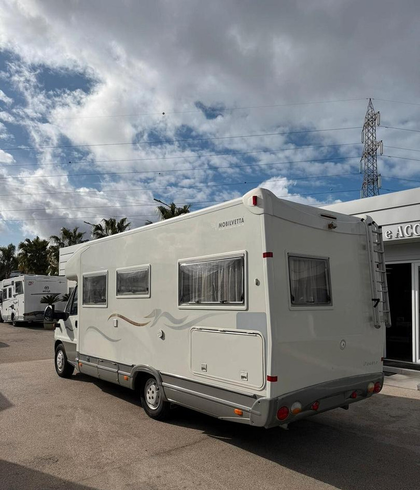 Mobilvetta Camper ICARO P6 - موتر هوم شبه متكامل: صور 3 Mobilvetta Camper ICARO P6 - موتر هوم شبه متكامل: صور 3