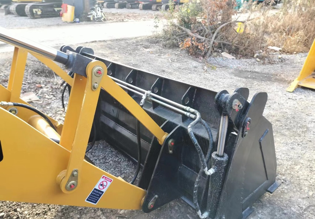 CAT 420 F Caterpillar 420F backhoe loader - حفار متعدد الاستخدام: صور 5 CAT 420 F Caterpillar 420F backhoe loader - حفار متعدد الاستخدام: صور 5