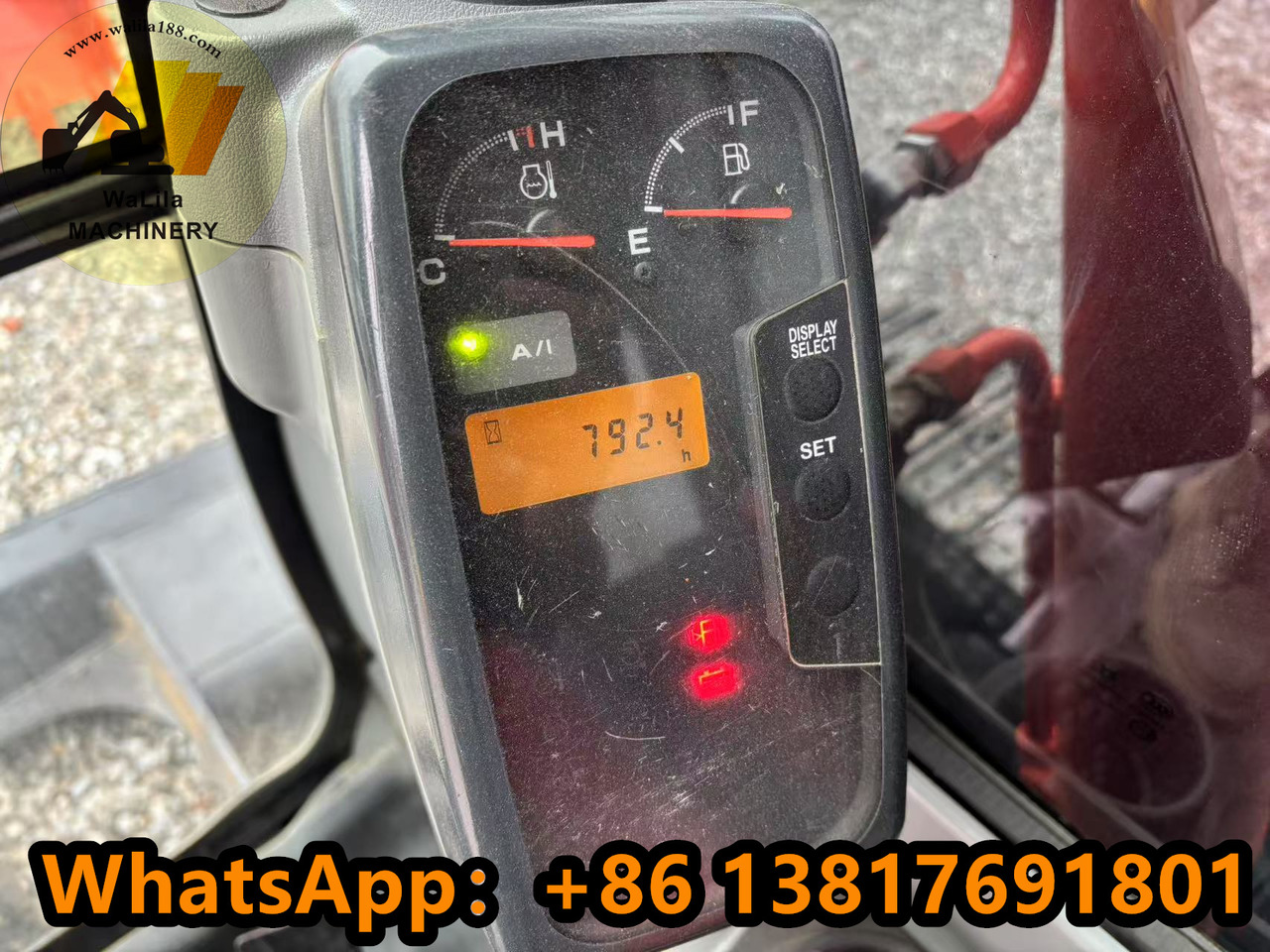 HITACHI ZX70 - حفارة مصغرة: صور 5 HITACHI ZX70 - حفارة مصغرة: صور 5