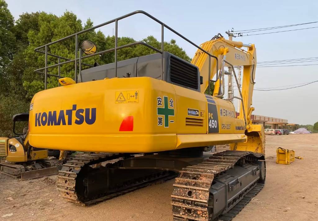KOMATSU PC 450-8 - حفارات زحافة: صور 3 KOMATSU PC 450-8 - حفارات زحافة: صور 3