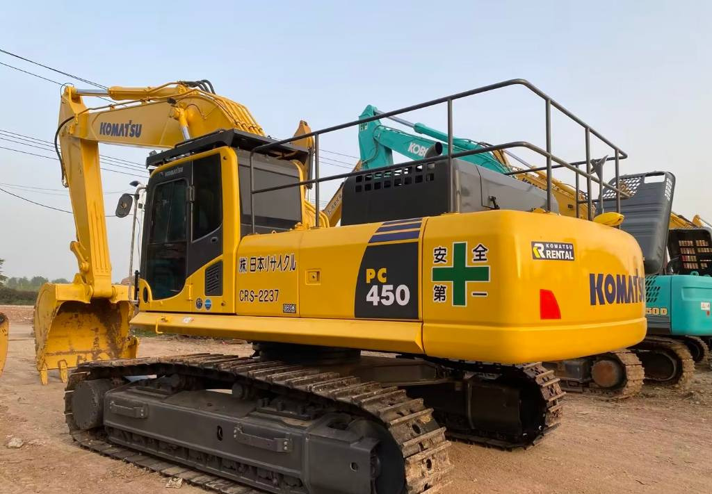 KOMATSU PC 450-8 - حفارات زحافة: صور 1 KOMATSU PC 450-8 - حفارات زحافة: صور 1