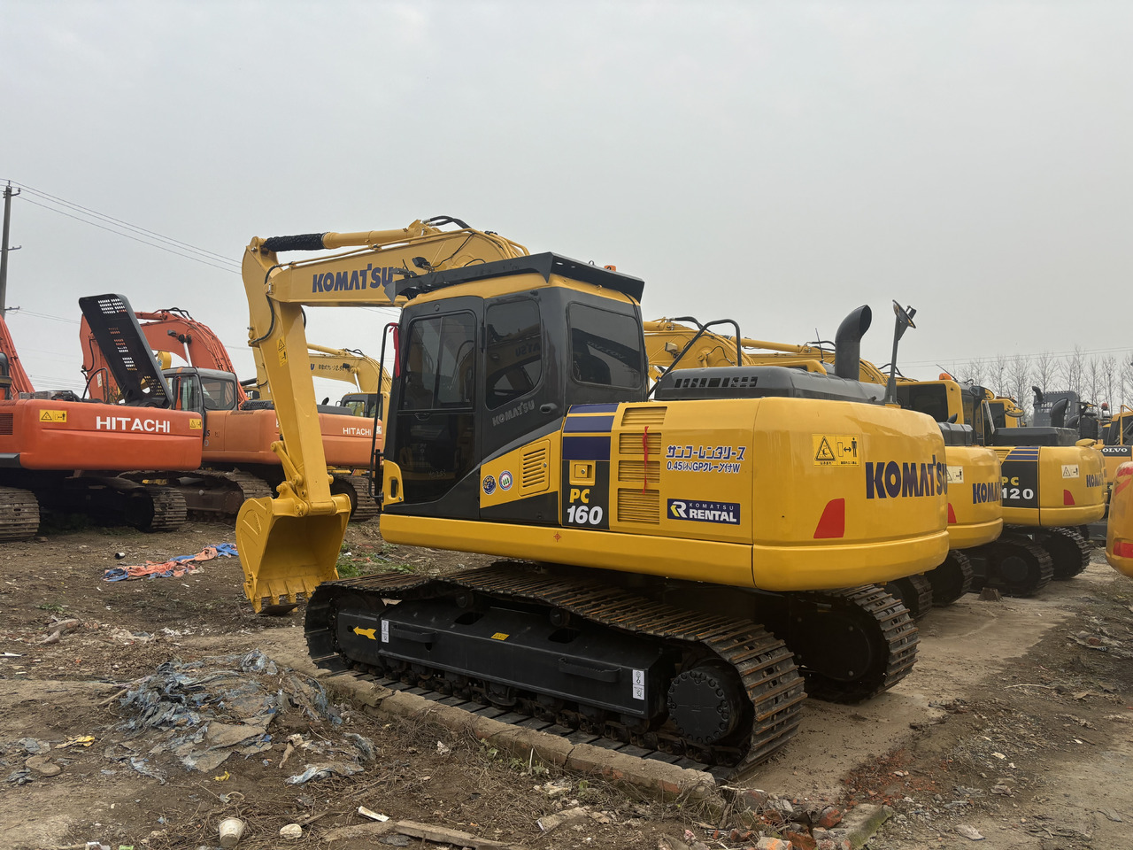KOMATSU PC160 - حفارات زحافة: صور 1 KOMATSU PC160 - حفارات زحافة: صور 1