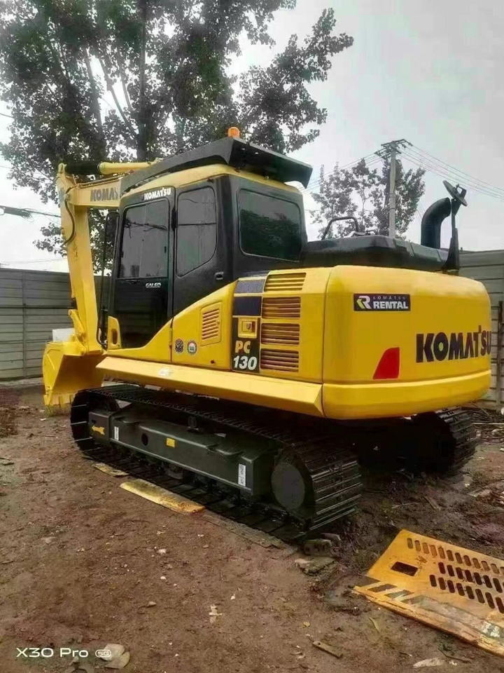 Komatsu PC 130-7 PC130 PC130-7 - حفارات زحافة: صور 4 Komatsu PC 130-7 PC130 PC130-7 - حفارات زحافة: صور 4