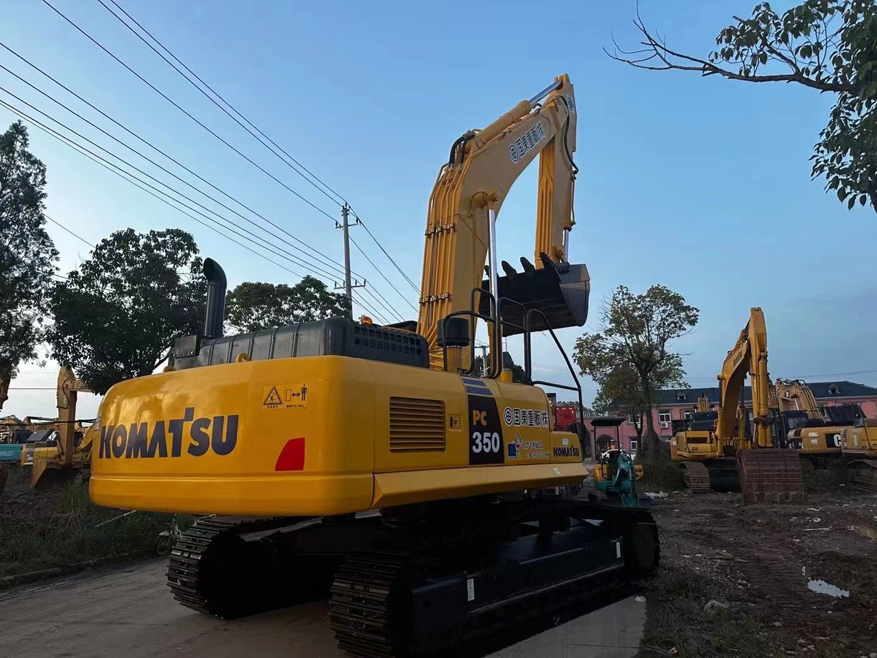 Komatsu PC 350-7 PC350 - حفارات زحافة: صور 3 Komatsu PC 350-7 PC350 - حفارات زحافة: صور 3