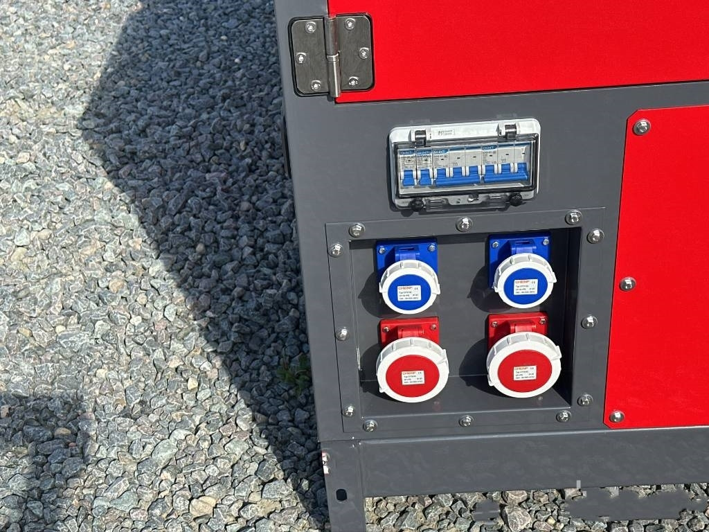 Ashita LG50 - مجموعة المولدات: صور 2 Ashita LG50 - مجموعة المولدات: صور 2