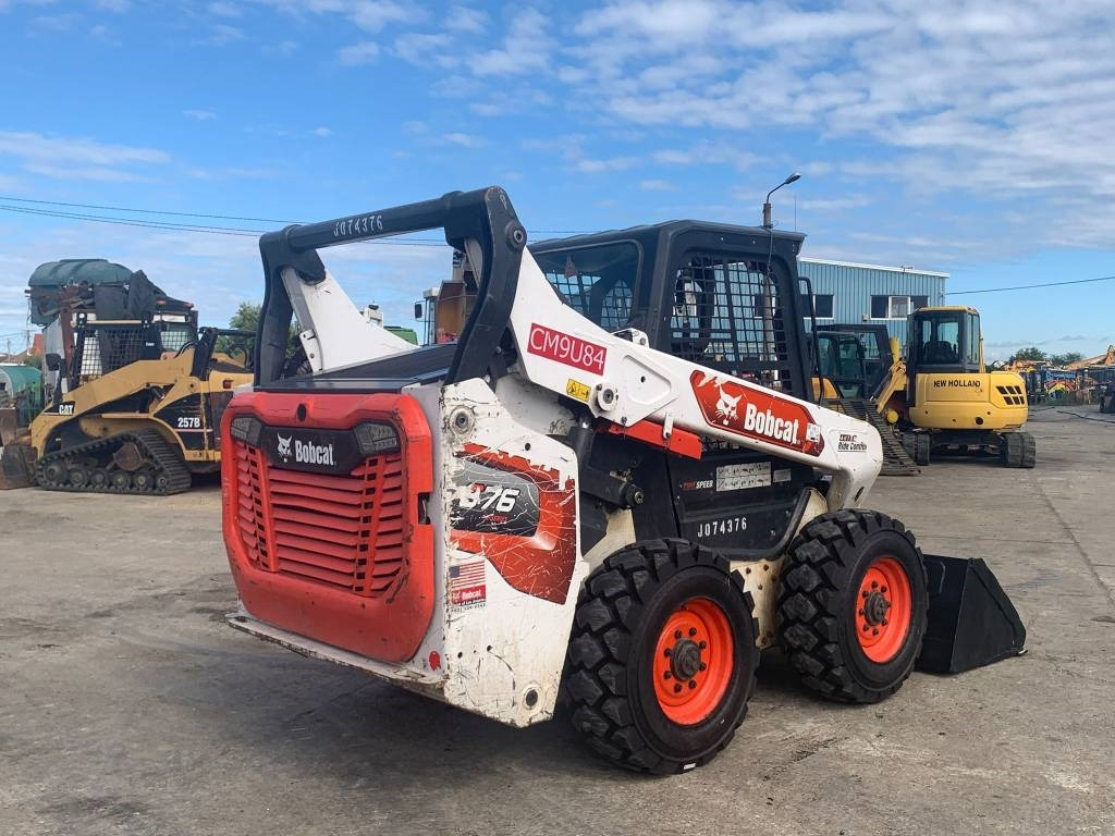 Bobcat S 76 - شيول صغير: صور 3 Bobcat S 76 - شيول صغير: صور 3