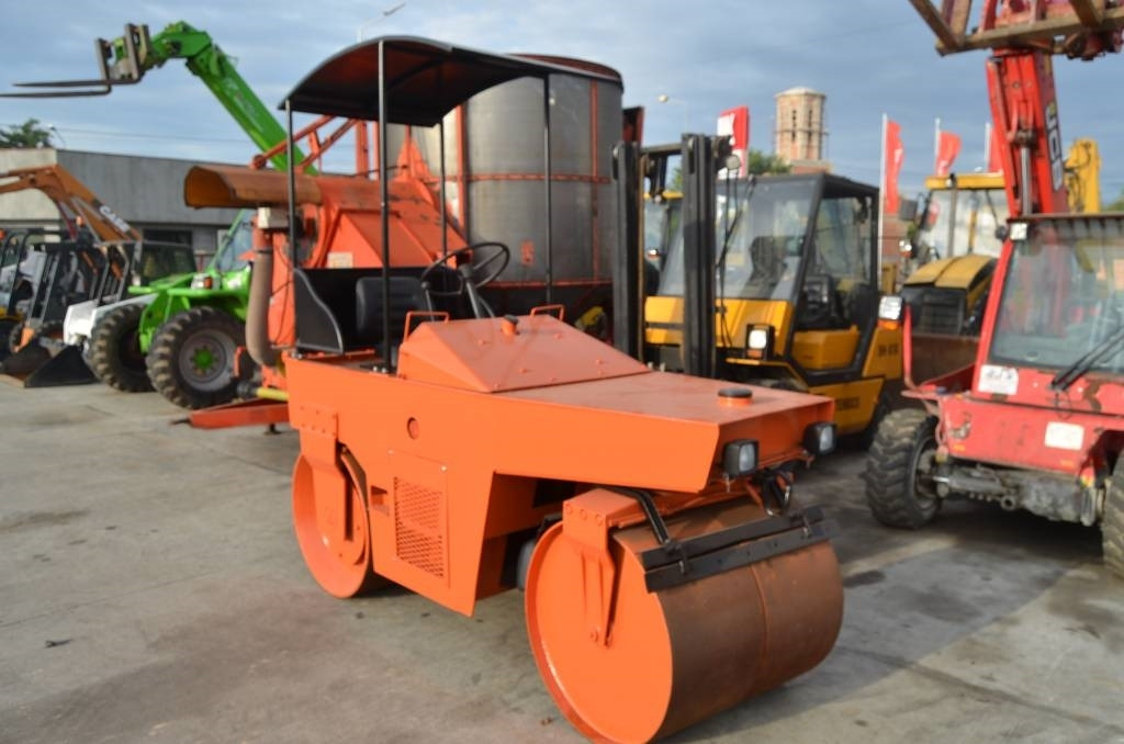 Bomag BW 90 - مدحلة الأسفلت: صور 2 Bomag BW 90 - مدحلة الأسفلت: صور 2