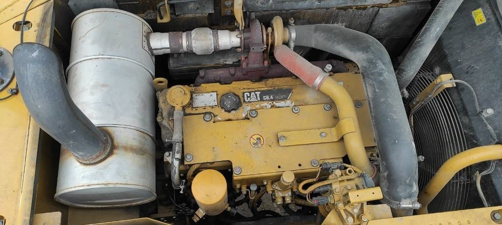 حفارات زحافة CAT 320 D: صور 6 حفارات زحافة CAT 320 D: صور 6