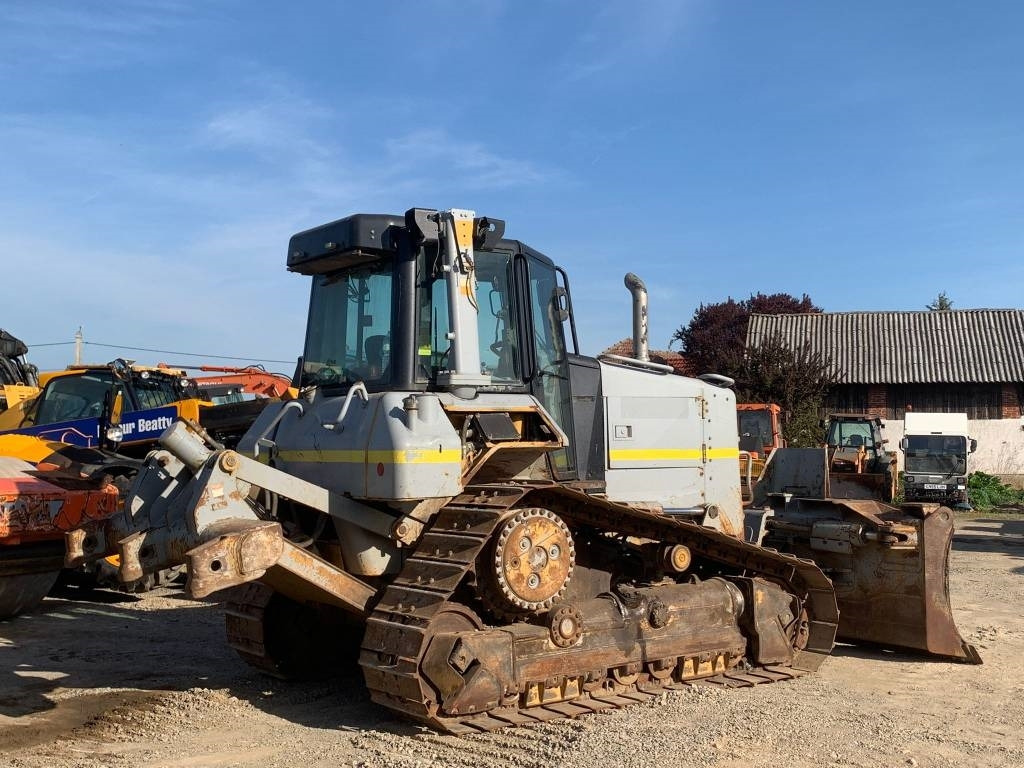 CAT D 6 N - بلدوزر: صور 4 CAT D 6 N - بلدوزر: صور 4
