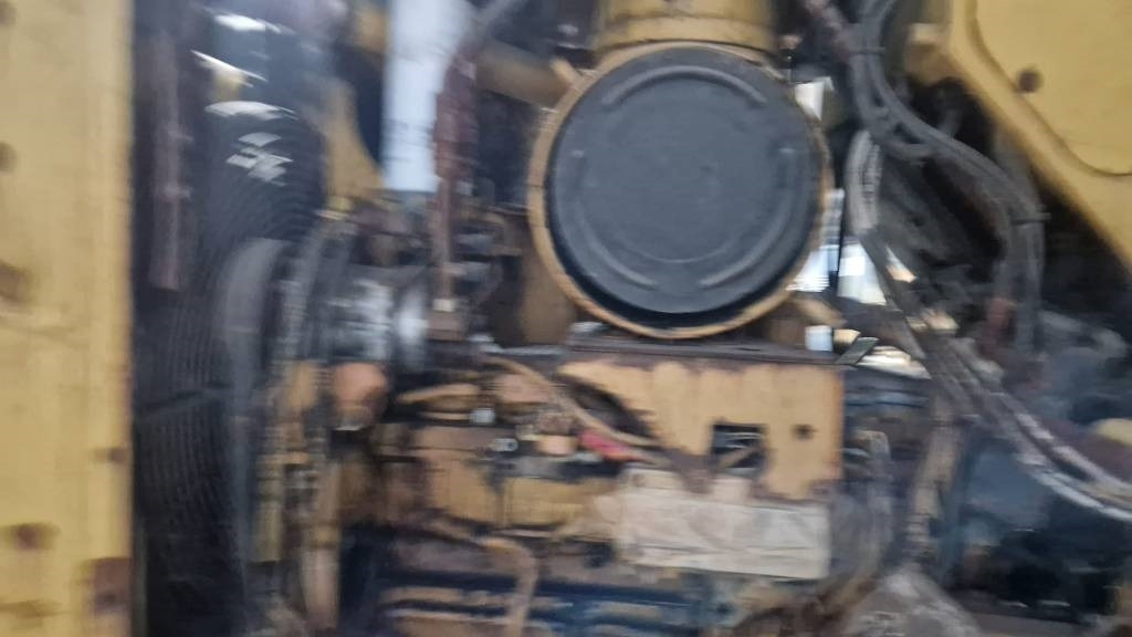 CAT D5 FOR PARTS - بلدوزر: صور 5 CAT D5 FOR PARTS - بلدوزر: صور 5