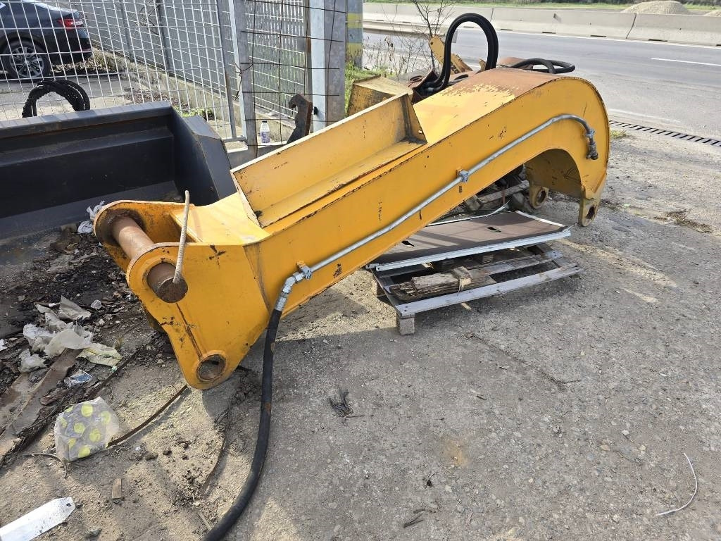 CAT Extension Long Arm - ذراع الرافعة - آلات البناء: صور 1 CAT Extension Long Arm - ذراع الرافعة - آلات البناء: صور 1