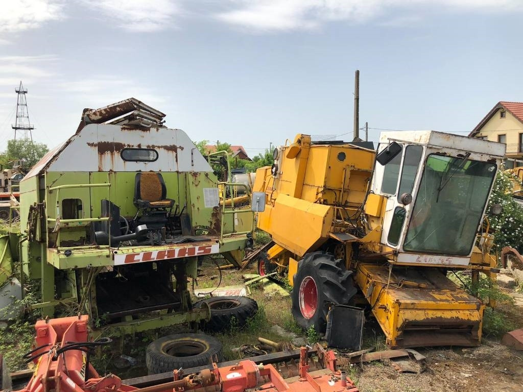 Claas Dominator FOR PARTS - حصادة شاملة: صور 3 Claas Dominator FOR PARTS - حصادة شاملة: صور 3