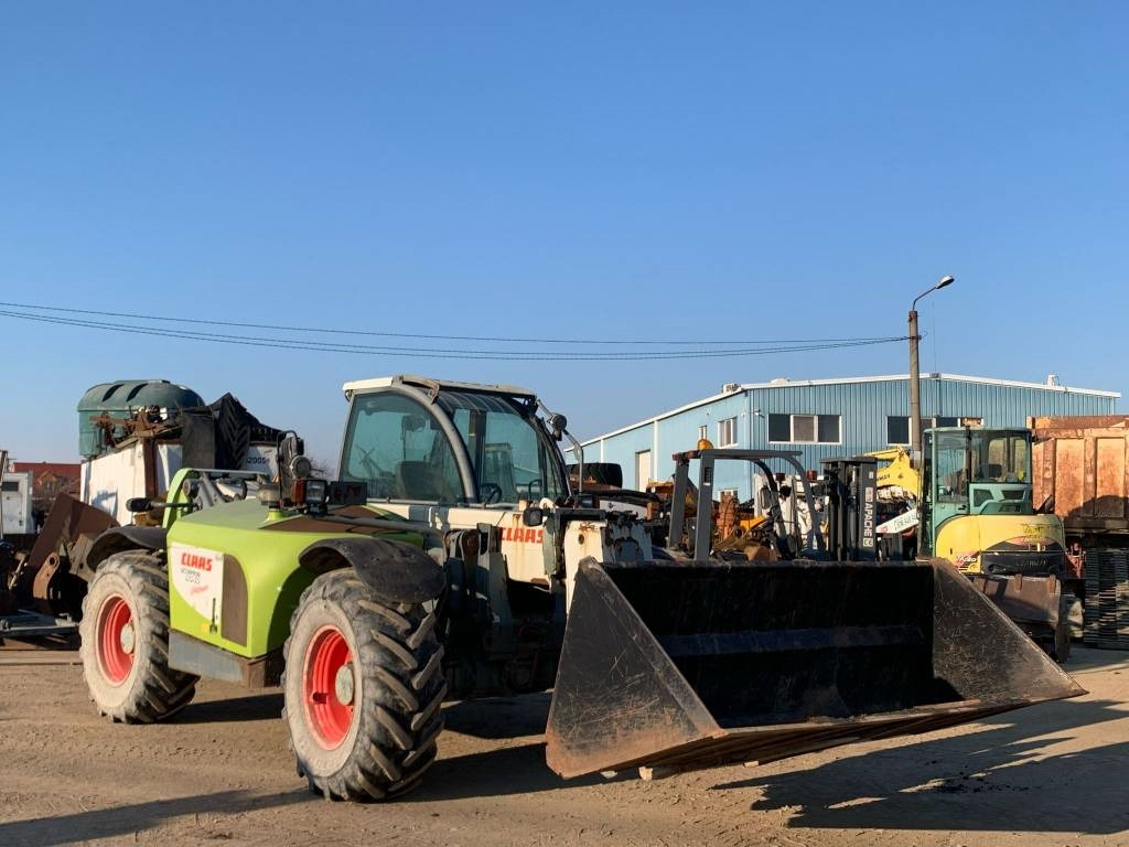 Claas Scorpion 9040 Plus - رافعة تلسكوبية: صور 4 Claas Scorpion 9040 Plus - رافعة تلسكوبية: صور 4