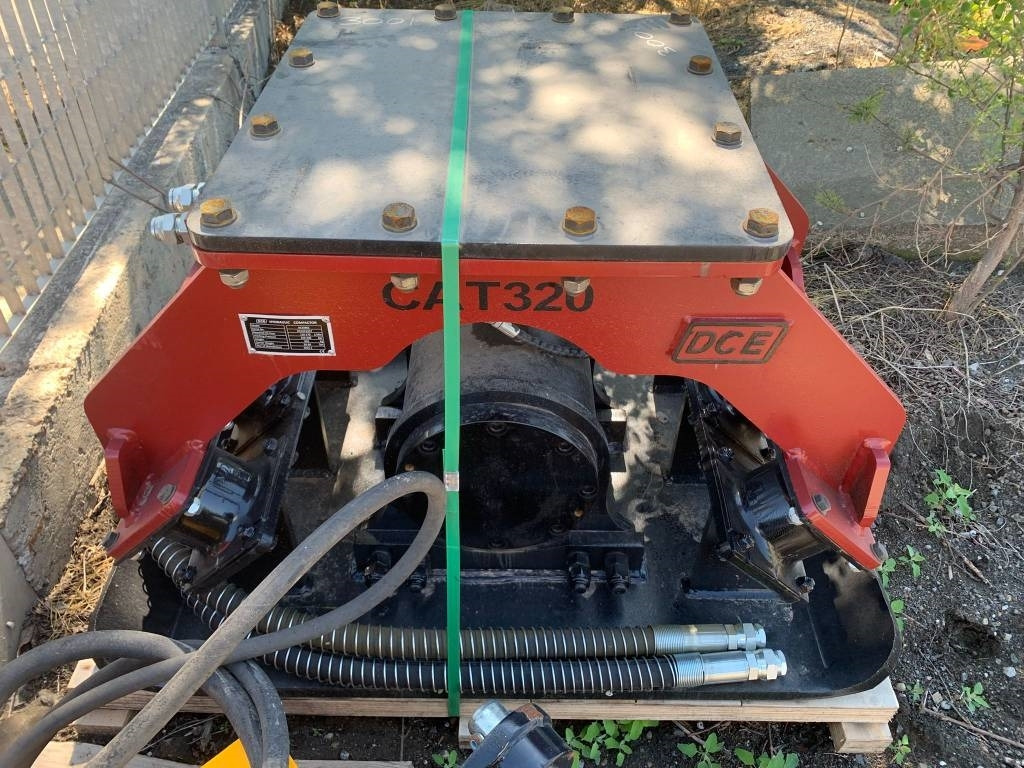 DCE EE08EC VIBRATING PLATE - صفائح اهتزازية: صور 1 DCE EE08EC VIBRATING PLATE - صفائح اهتزازية: صور 1