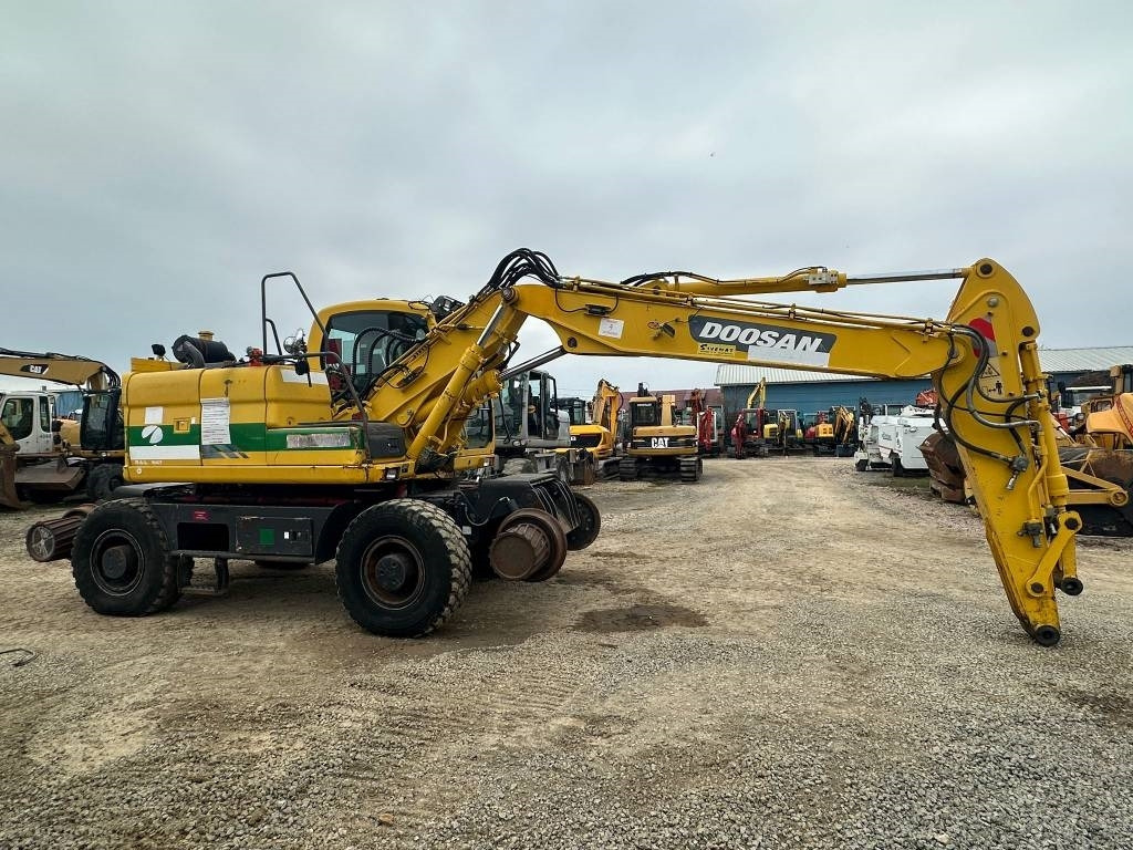 Doosan DX 160 WR - حفارة على عجلات: صور 4 Doosan DX 160 WR - حفارة على عجلات: صور 4
