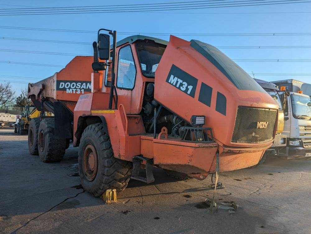 Doosan MT31  - شاحنة مفصلية: صور 1 Doosan MT31  - شاحنة مفصلية: صور 1