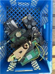 Eaton 72400 SDR04 - المحرك - آلات البناء: صور 1 Eaton 72400 SDR04 - المحرك - آلات البناء: صور 1