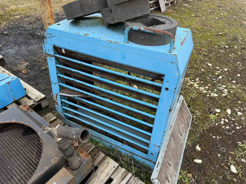 Fuchs Terex 340 ENGINE FAILURE - حفارة النقل والشحن: صور 4 Fuchs Terex 340 ENGINE FAILURE - حفارة النقل والشحن: صور 4