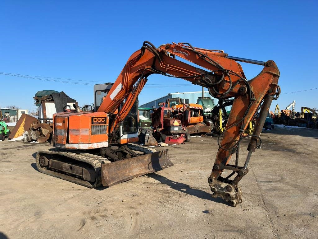 Hitachi EX 60 URG - حفارة مصغرة: صور 3 Hitachi EX 60 URG - حفارة مصغرة: صور 3