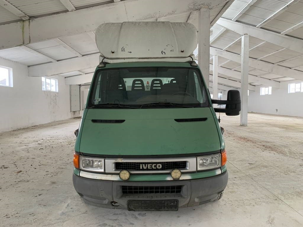Iveco 3551 - شاحنة جرار صغيرة, الشاحنات الصغيرة كابينة مزدوجة: صور 3 Iveco 3551 - شاحنة جرار صغيرة, الشاحنات الصغيرة كابينة مزدوجة: صور 3