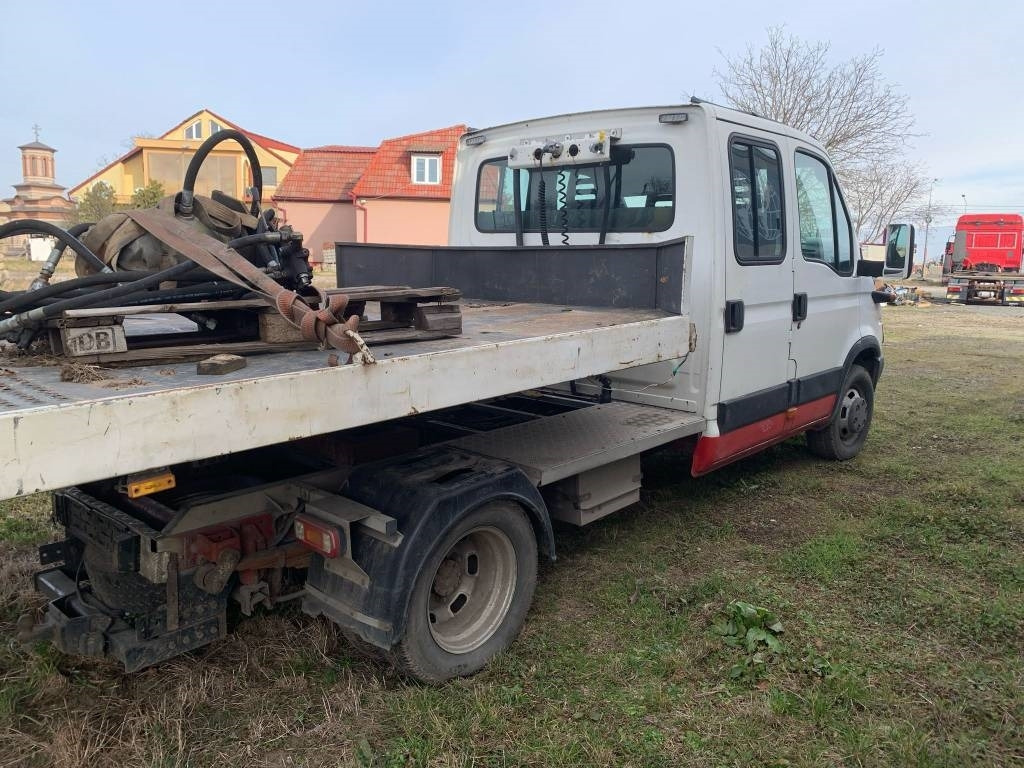 Iveco 40C 15 - شاحنة جرار صغيرة, الشاحنات الصغيرة كابينة مزدوجة: صور 3 Iveco 40C 15 - شاحنة جرار صغيرة, الشاحنات الصغيرة كابينة مزدوجة: صور 3