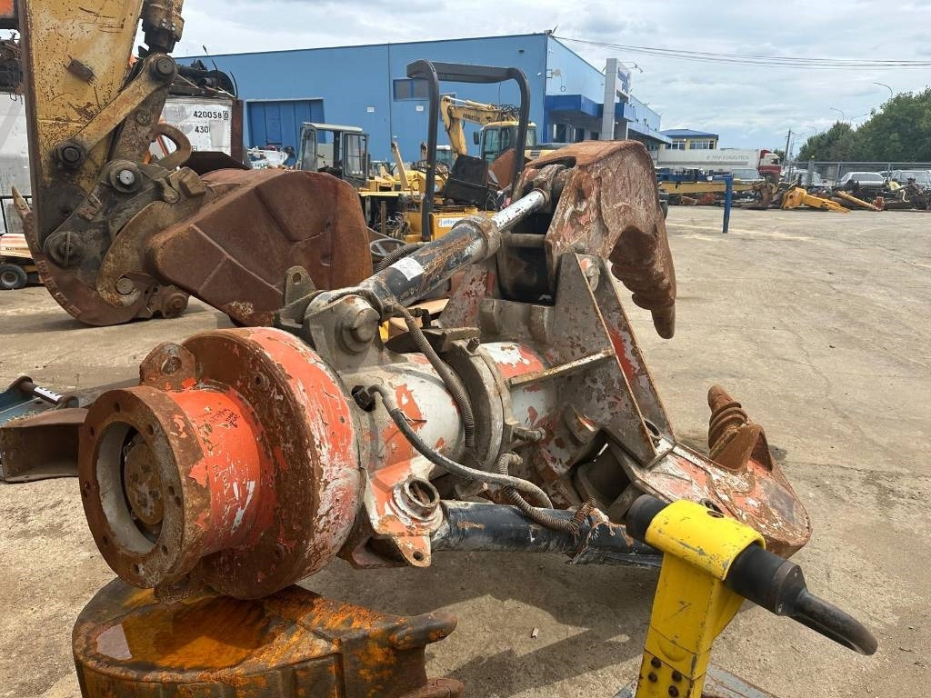 J&B Grijbers - مخلبي - آلات البناء: صور 3 J&B Grijbers - مخلبي - آلات البناء: صور 3