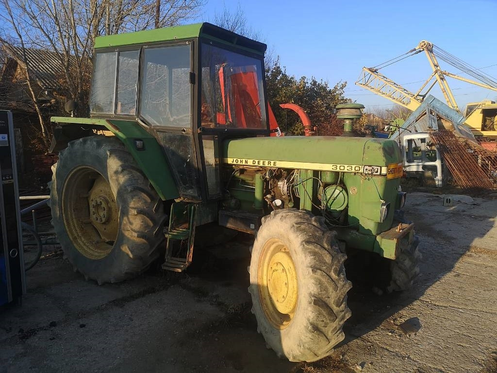 John Deere 3030 - جرار: صور 1 John Deere 3030 - جرار: صور 1