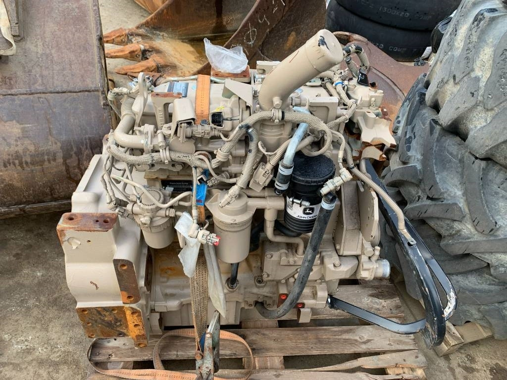 John Deere 4045HRT90 ENGINE - المحرك - آلات البناء: صور 4 John Deere 4045HRT90 ENGINE - المحرك - آلات البناء: صور 4