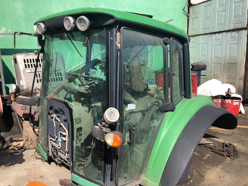 John Deere For Parts 6530 - جرار: صور 1 John Deere For Parts 6530 - جرار: صور 1