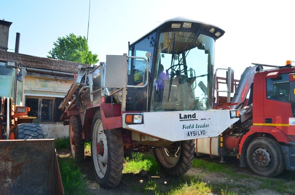 John Deere Landquip - آلة الرش ذاتية الحركة: صور 2 John Deere Landquip - آلة الرش ذاتية الحركة: صور 2