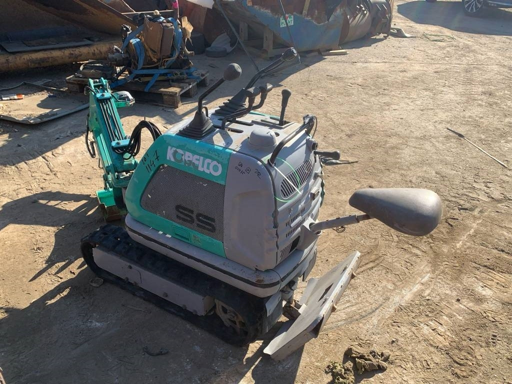 Kobelco SS 1 - حفارة مصغرة: صور 5 Kobelco SS 1 - حفارة مصغرة: صور 5