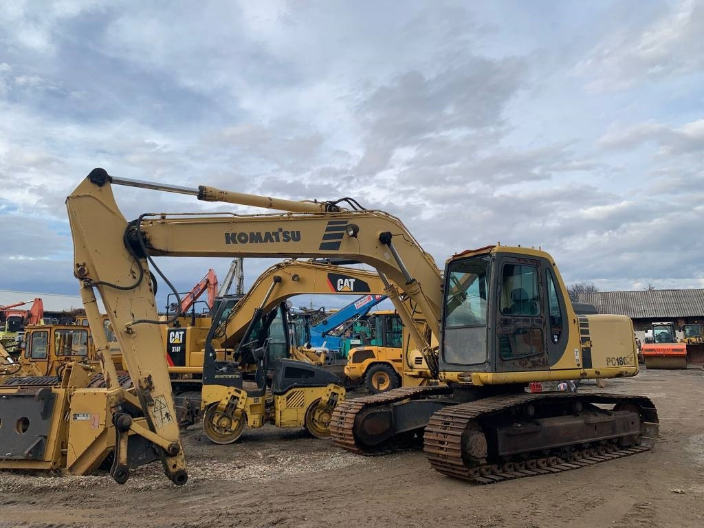 Komatsu PC 180 LC-6K - حفارات زحافة: صور 1 Komatsu PC 180 LC-6K - حفارات زحافة: صور 1