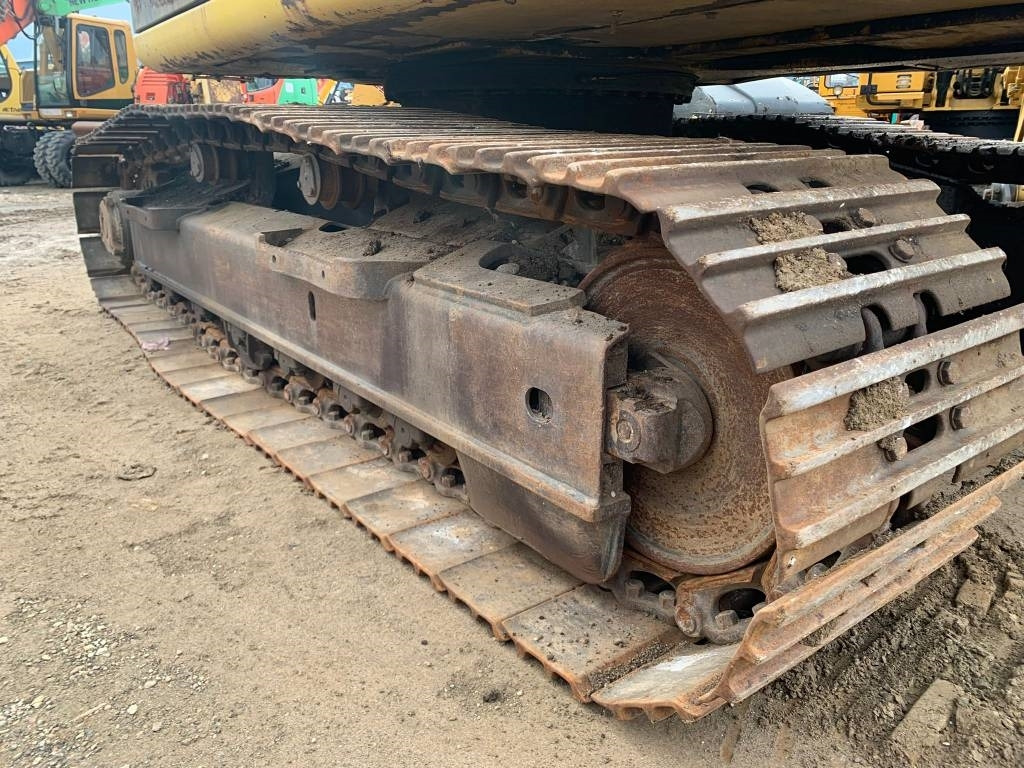 Komatsu PC 180 LC-6K - حفارات زحافة: صور 5 Komatsu PC 180 LC-6K - حفارات زحافة: صور 5