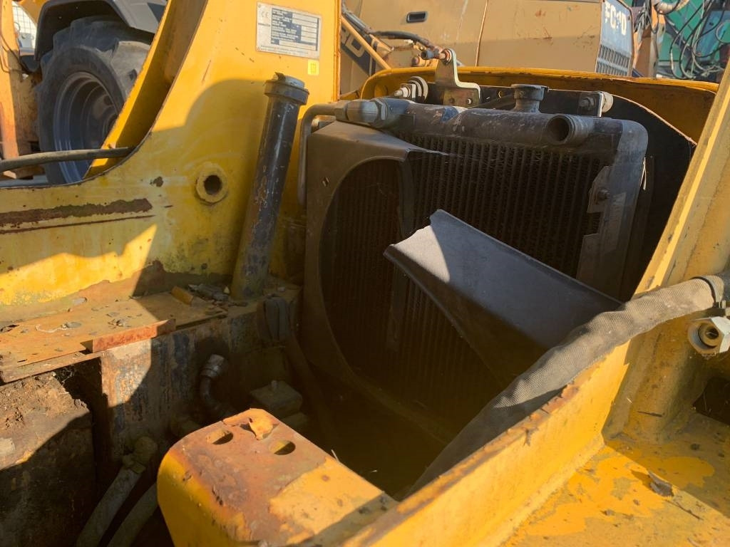 شيول صغير Komatsu SK 714 FOR PARTS: صور 6