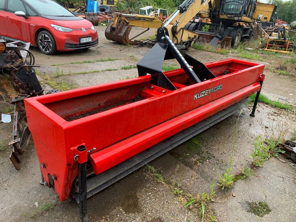 KuzeyAgro SPM3200 Mulcher - الآلات والماكينات الزراعية: صور 4 KuzeyAgro SPM3200 Mulcher - الآلات والماكينات الزراعية: صور 4