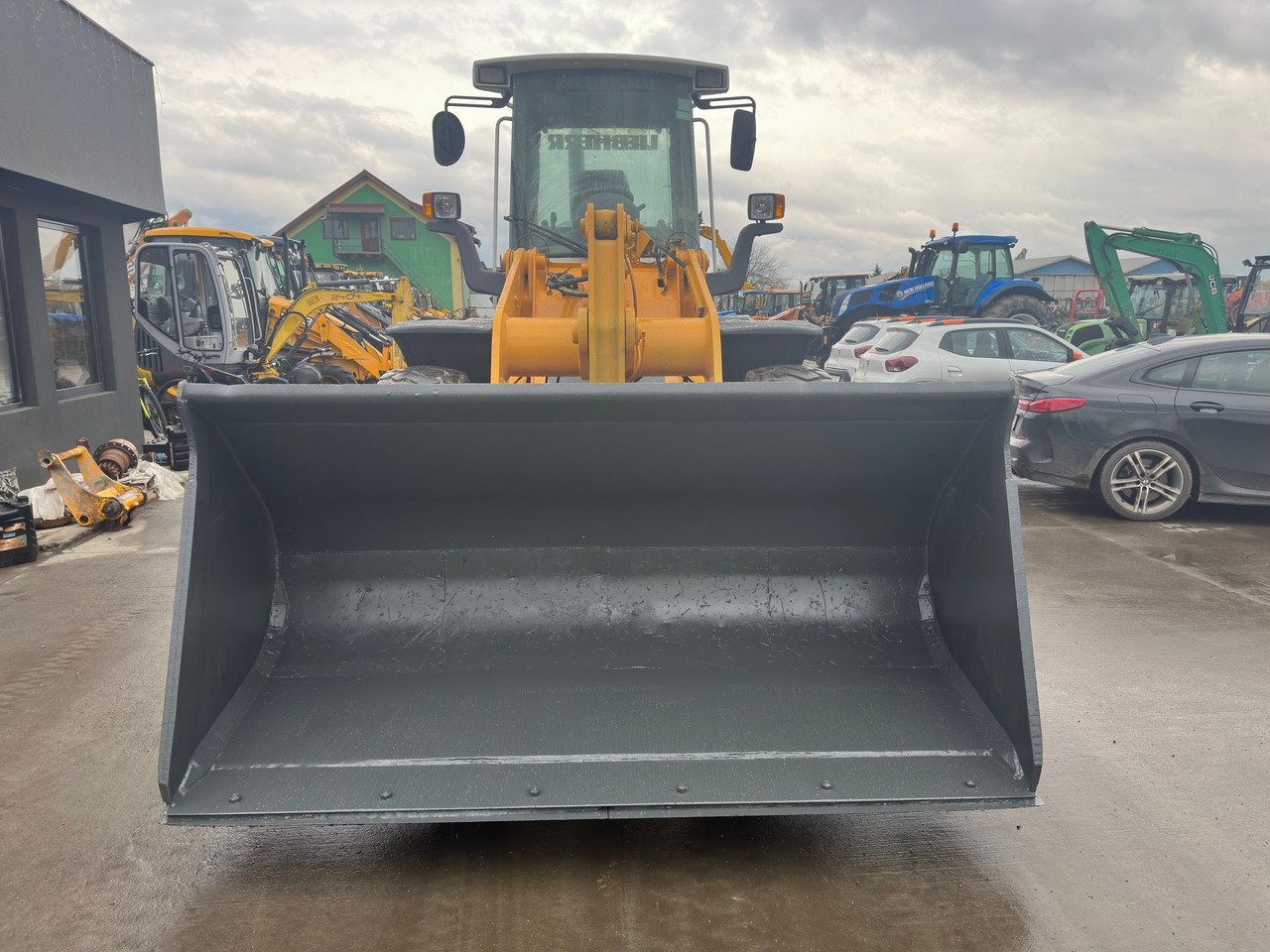 LIEBHERR L524 - اللودر بعجل: صور 3 LIEBHERR L524 - اللودر بعجل: صور 3