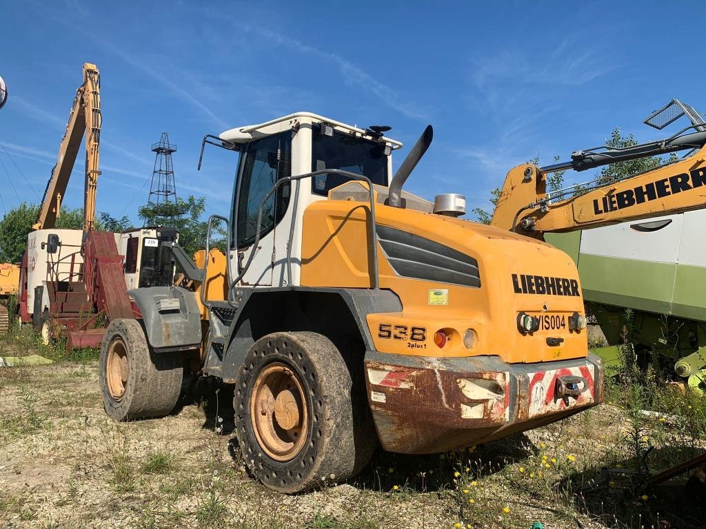 Liebherr L 538 - اللودر بعجل: صور 4 Liebherr L 538 - اللودر بعجل: صور 4