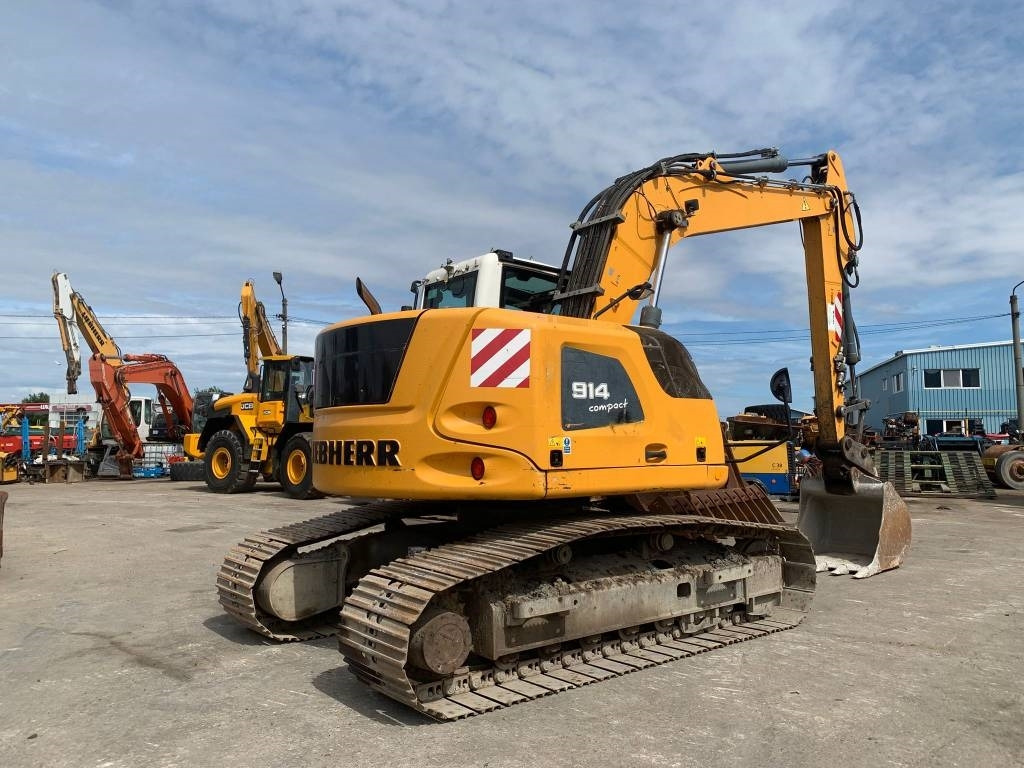 Liebherr R 914 Compact Litronic - حفارة على عجلات: صور 4 Liebherr R 914 Compact Litronic - حفارة على عجلات: صور 4