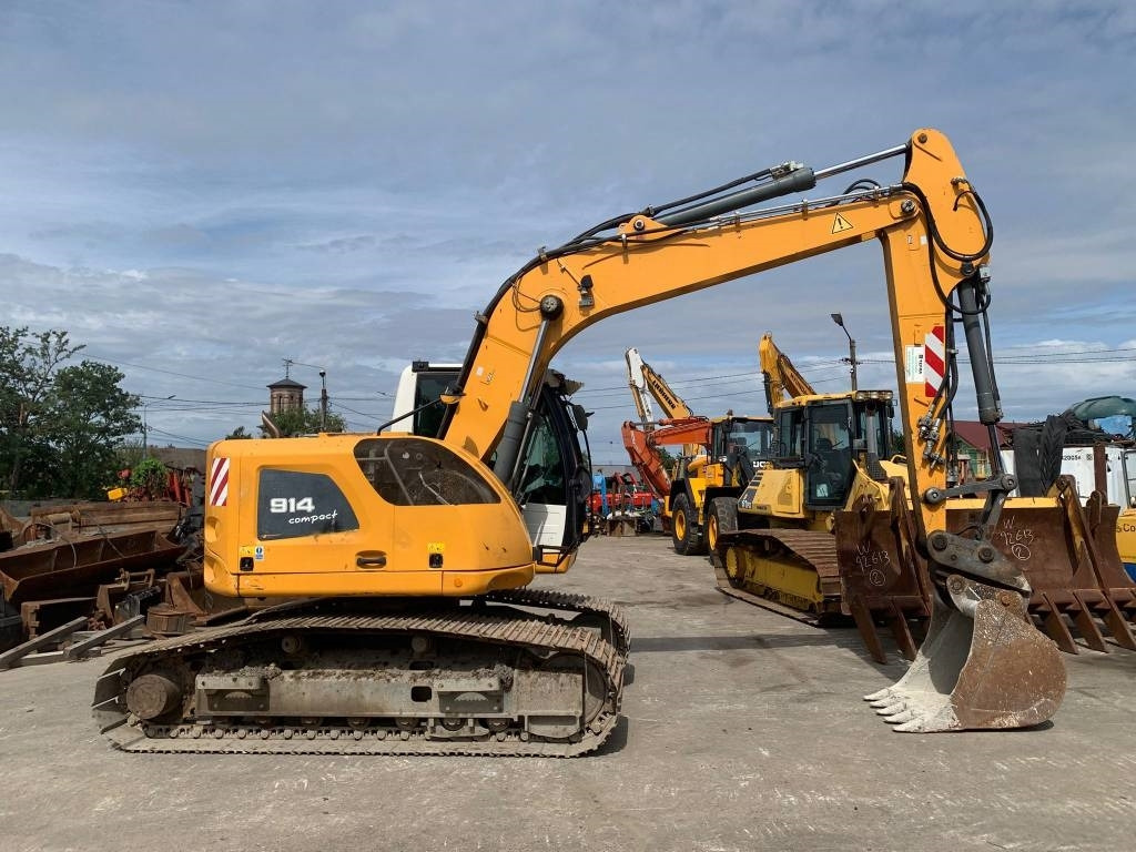 Liebherr R 914 Compact Litronic - حفارة على عجلات: صور 3 Liebherr R 914 Compact Litronic - حفارة على عجلات: صور 3