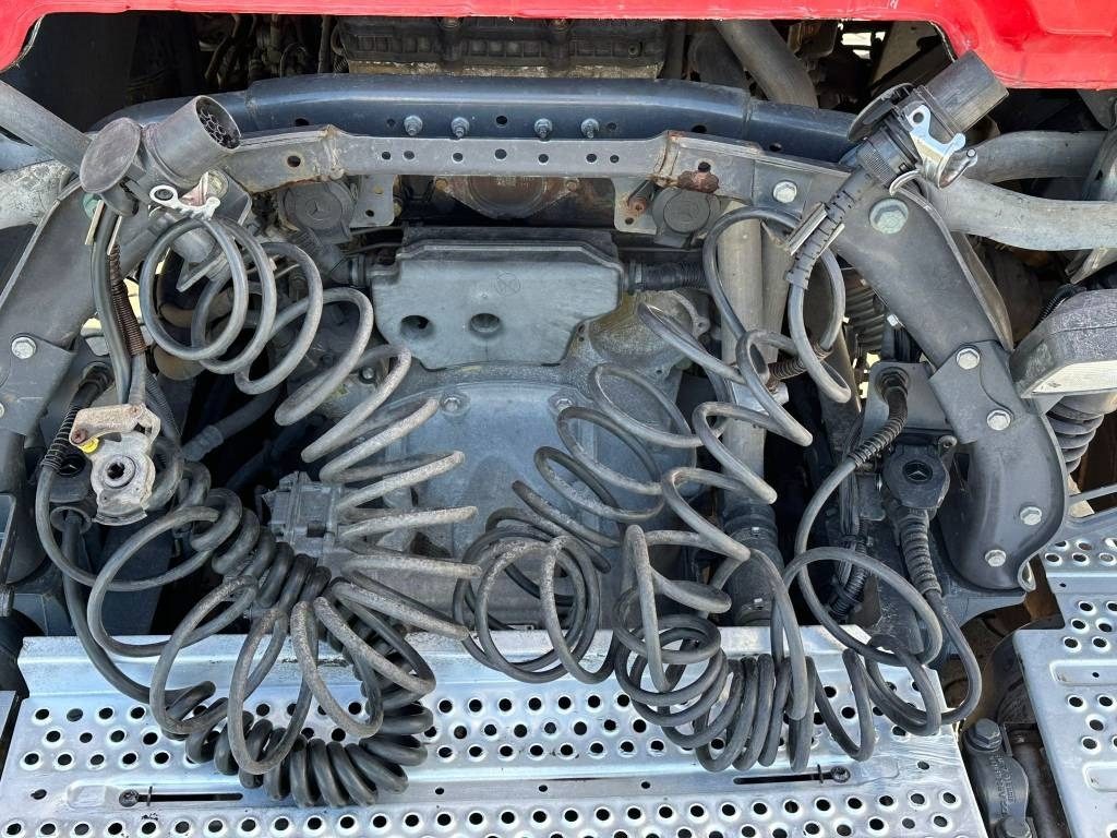 بصندوق مغلق شاحنة Mercedes-Benz Actros 963-4-A: صور 10