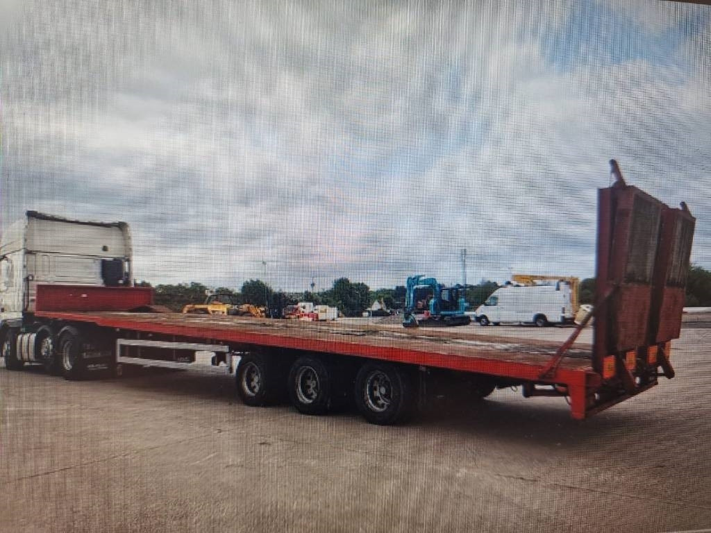 Montracon 3 Axles - عربة مسطحة منخفضة نصف مقطورة: صور 2 Montracon 3 Axles - عربة مسطحة منخفضة نصف مقطورة: صور 2