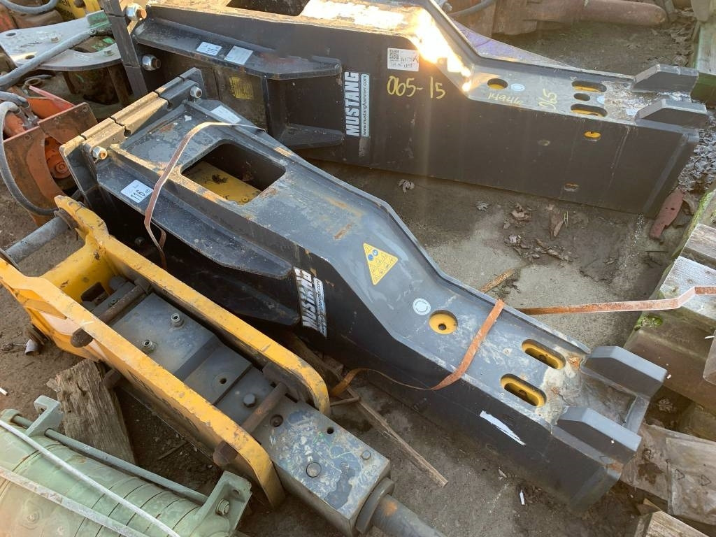 Mustang HM1300 - مطرقة هيدروليكية - آلات البناء: صور 2 Mustang HM1300 - مطرقة هيدروليكية - آلات البناء: صور 2