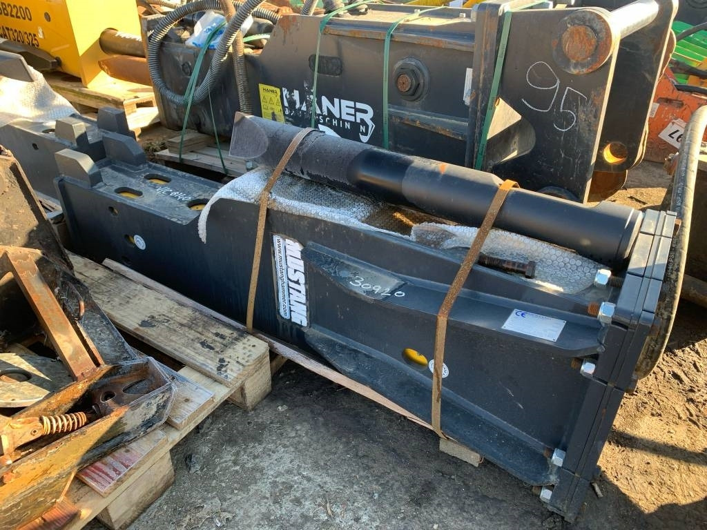 Mustang HM1500 - مطرقة هيدروليكية - آلات البناء: صور 2 Mustang HM1500 - مطرقة هيدروليكية - آلات البناء: صور 2