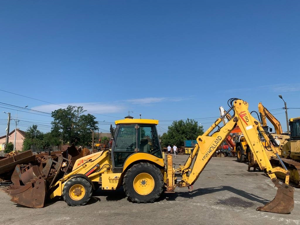 New Holland LB 110-4 PT - حفار متعدد الاستخدام: صور 2 New Holland LB 110-4 PT - حفار متعدد الاستخدام: صور 2