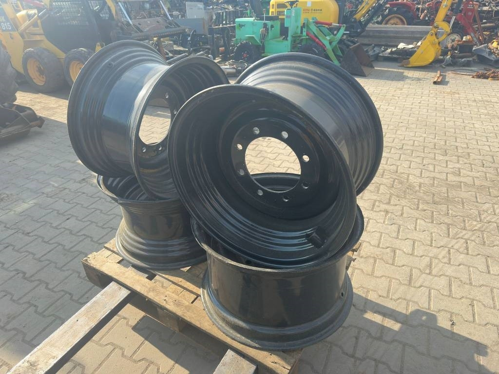 New Holland LM WHEEL RIM - الإطارات - آلات البناء: صور 2 New Holland LM WHEEL RIM - الإطارات - آلات البناء: صور 2