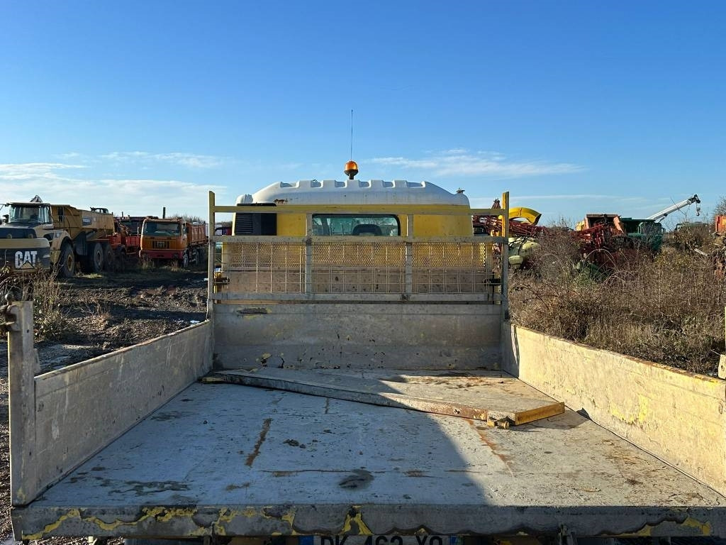 Nissan NT500 - قلابات: صور 5 Nissan NT500 - قلابات: صور 5