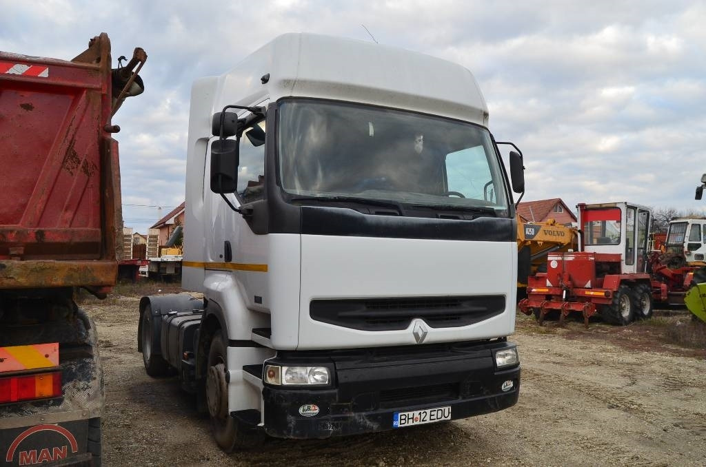 Renault Premium 420 DCI - شاحنة جرار: صور 2 Renault Premium 420 DCI - شاحنة جرار: صور 2